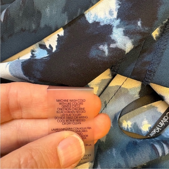 Calvin Klein High Neck Cap Sleeve Blue and White Blouse - Picture 9 of 13